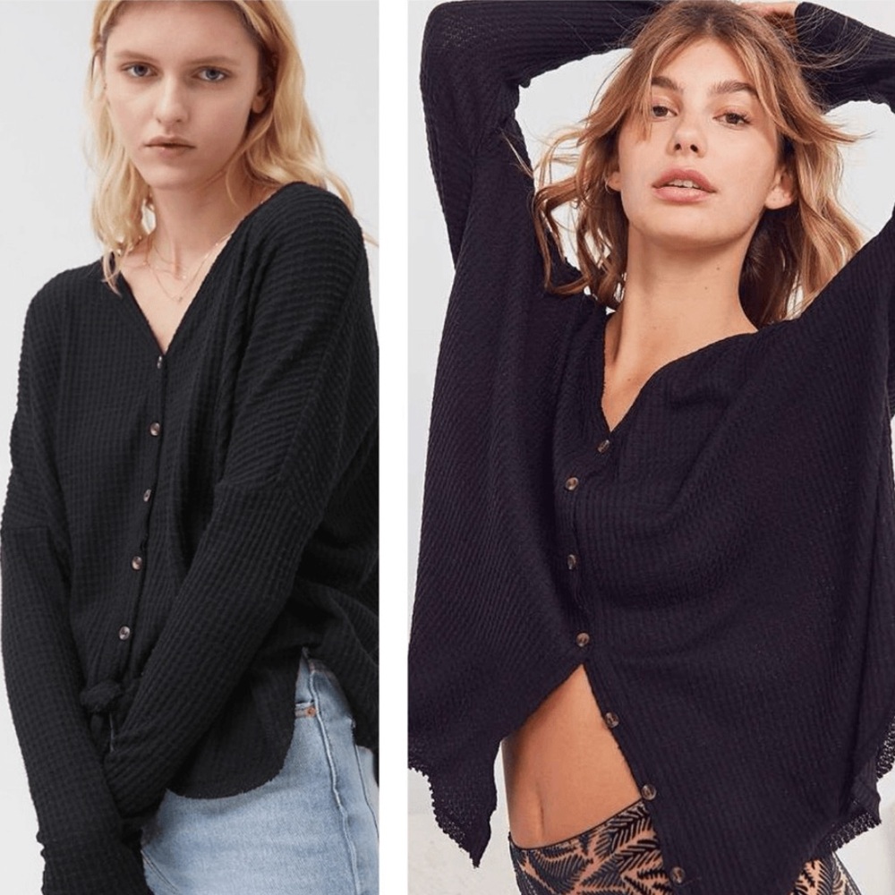 UO Out From Under Black Jojo Thermal Button Down Long Sleeve Shirt S Loose Fit